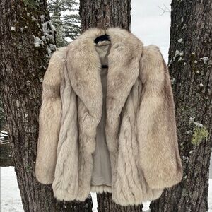 Luxurious Fox Fur Coat Jacket in Cream and Brown